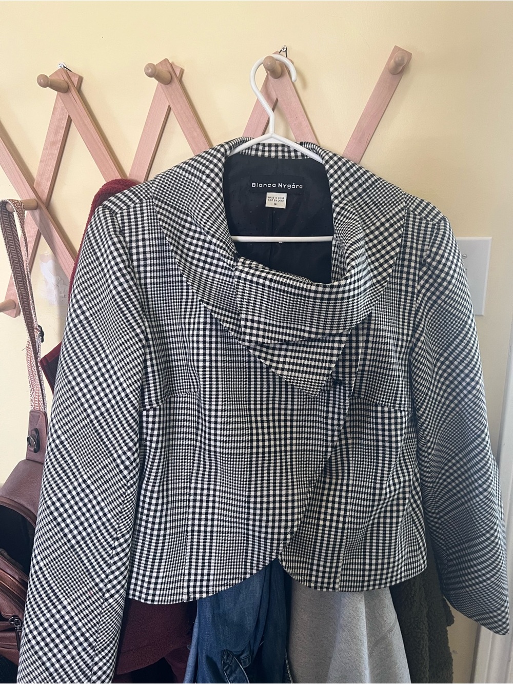 Bianca Nygård Black & White Gingham Cropped Blazer